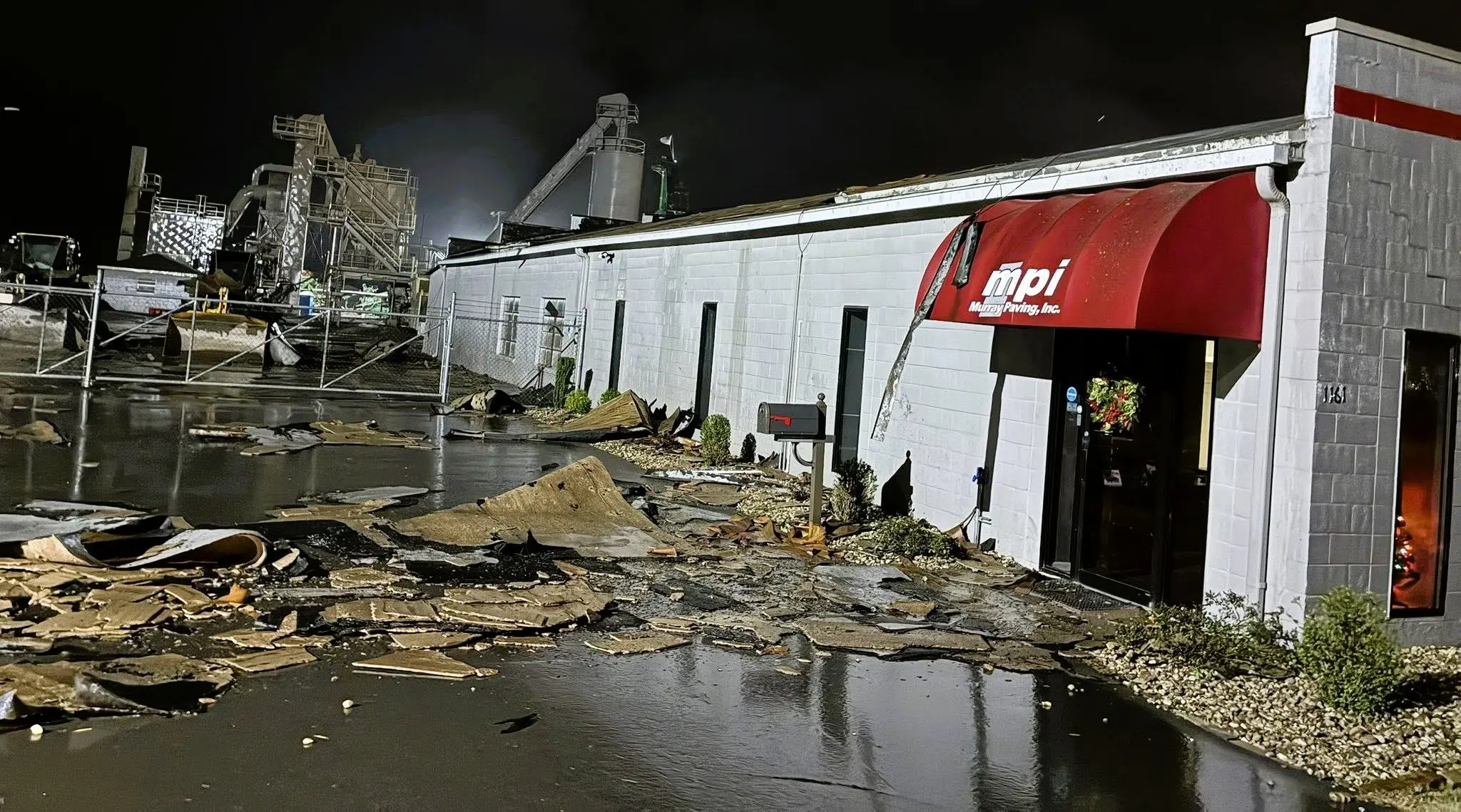 murray-storm-damage-dec-25