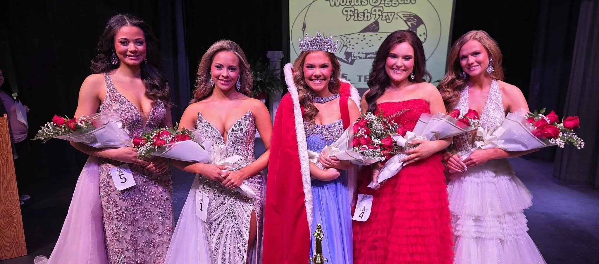 hostess-princess-26-ali