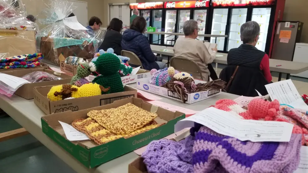 help-26-jan-22-people