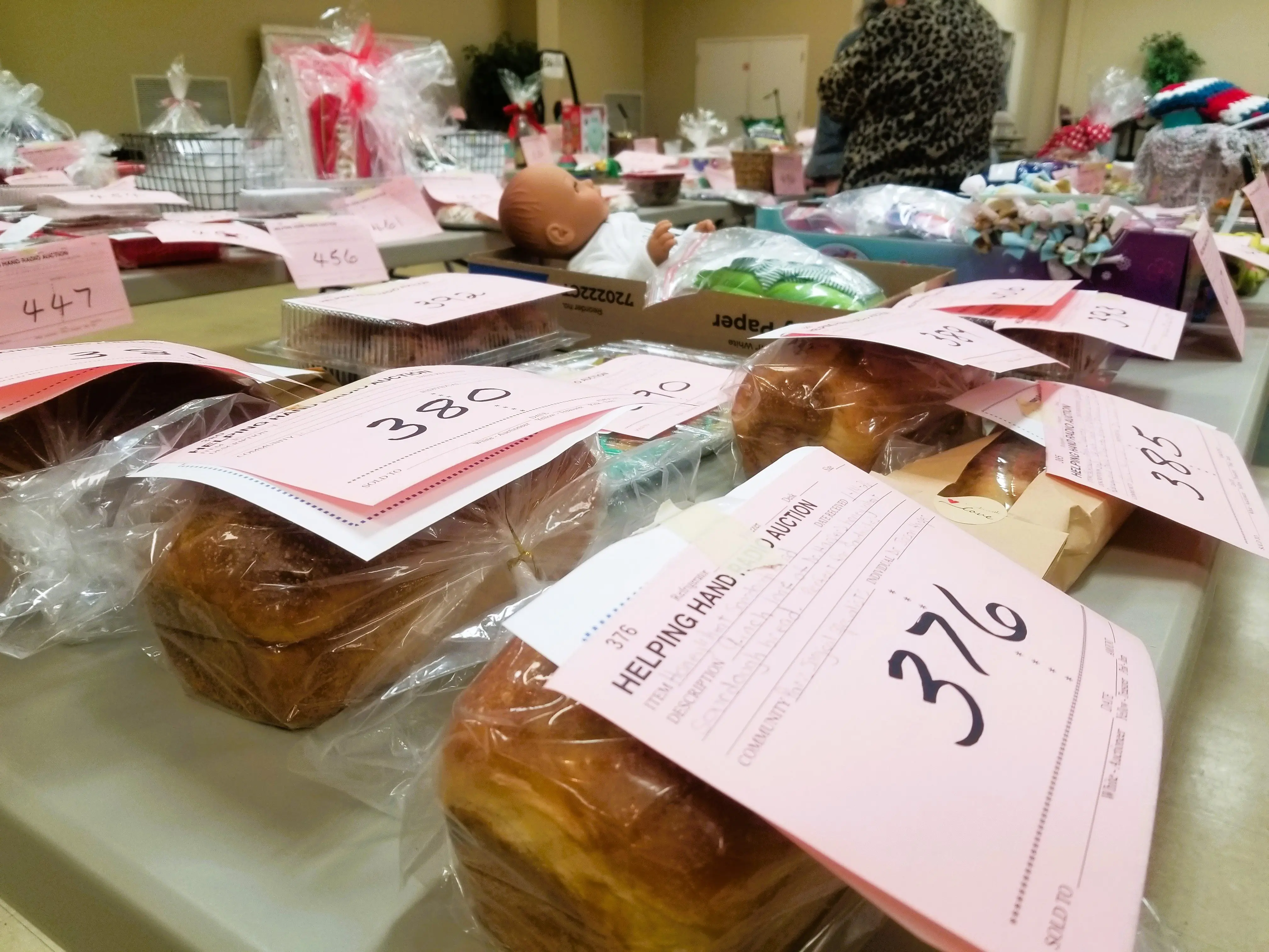 help-26-baby-and-bread