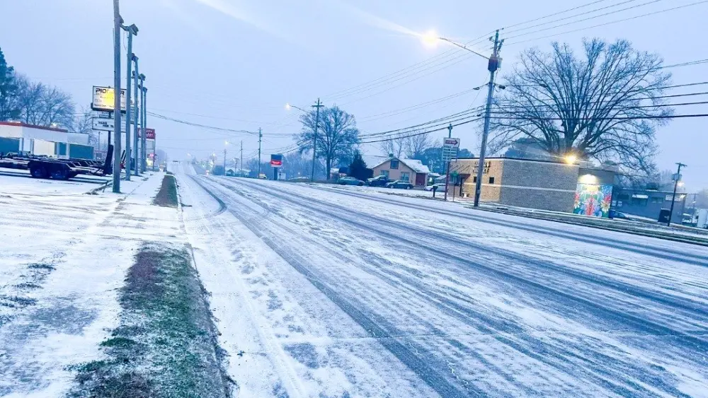 paris-snow-jan-e-wood