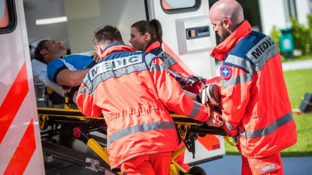 paramedic-team-pushing-stretcher