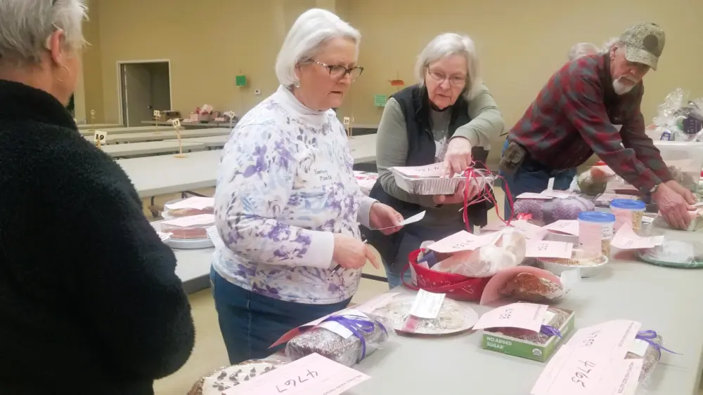 help-26-henry-oneida-nancy-marsha