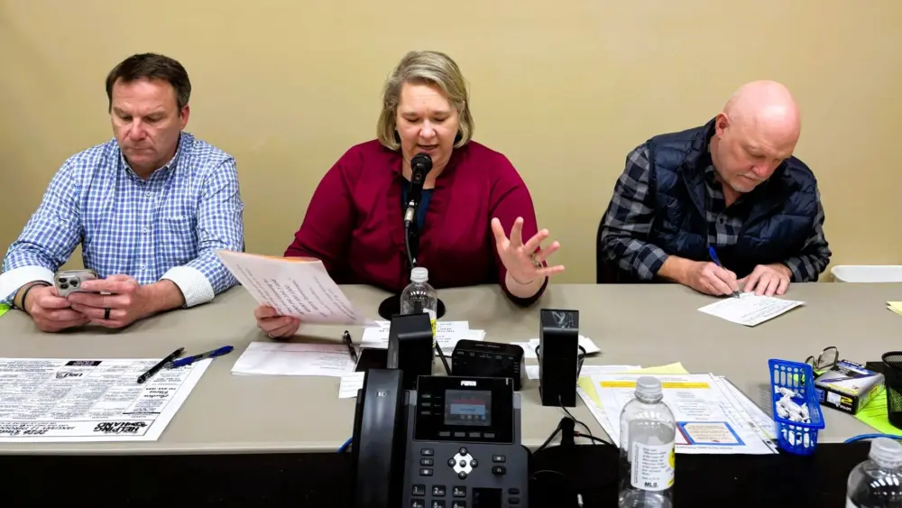 help-26-patrick-wendy-dan-by-david