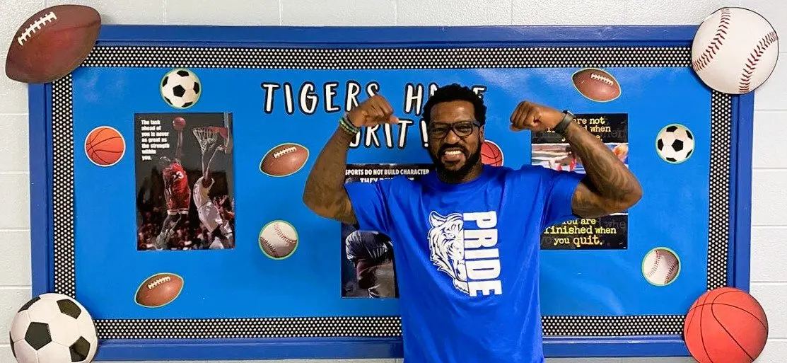 patrick-willis-at-hollow-rock-bruceton