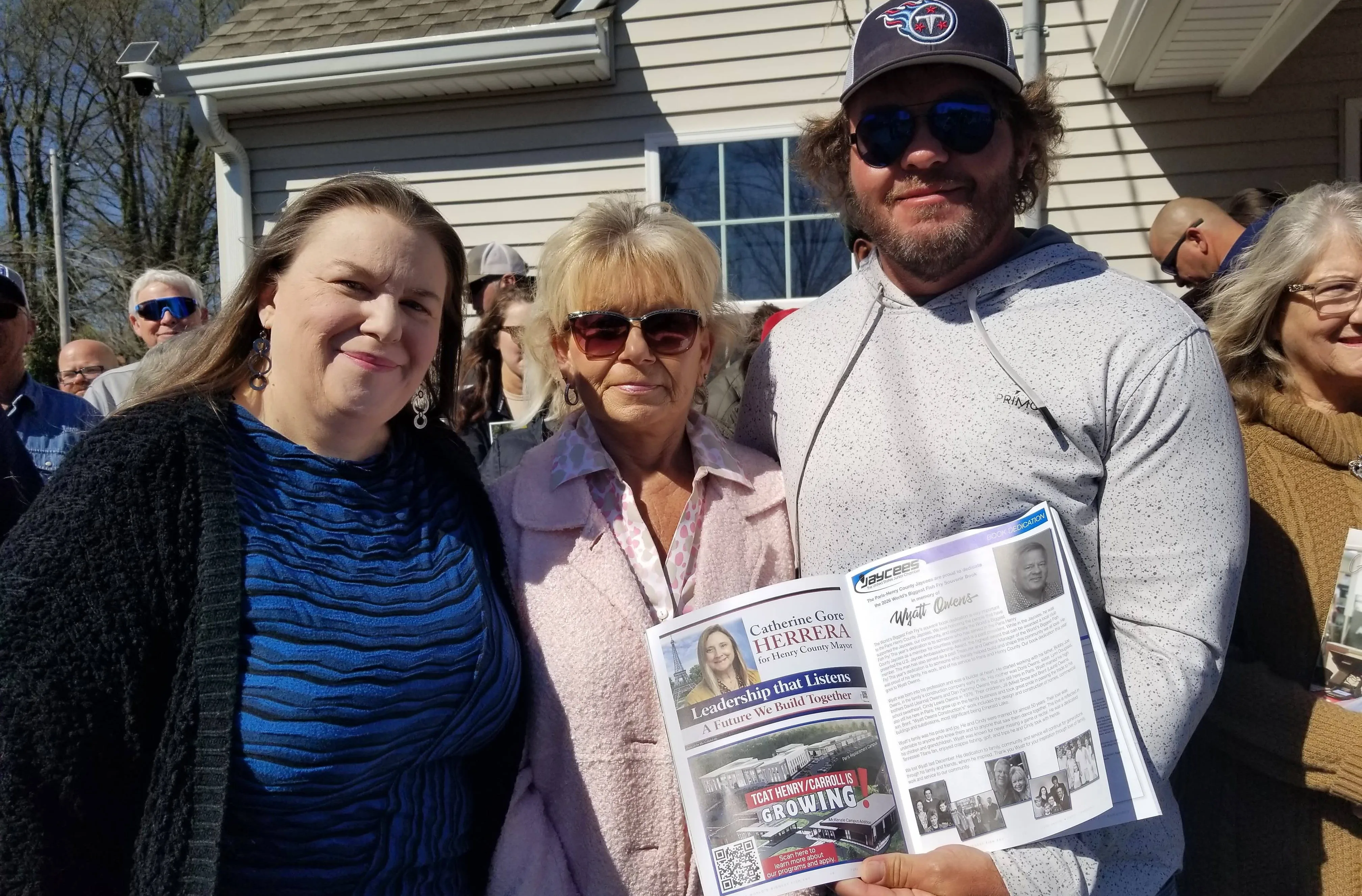 headq-wyatt-owens-fam-2