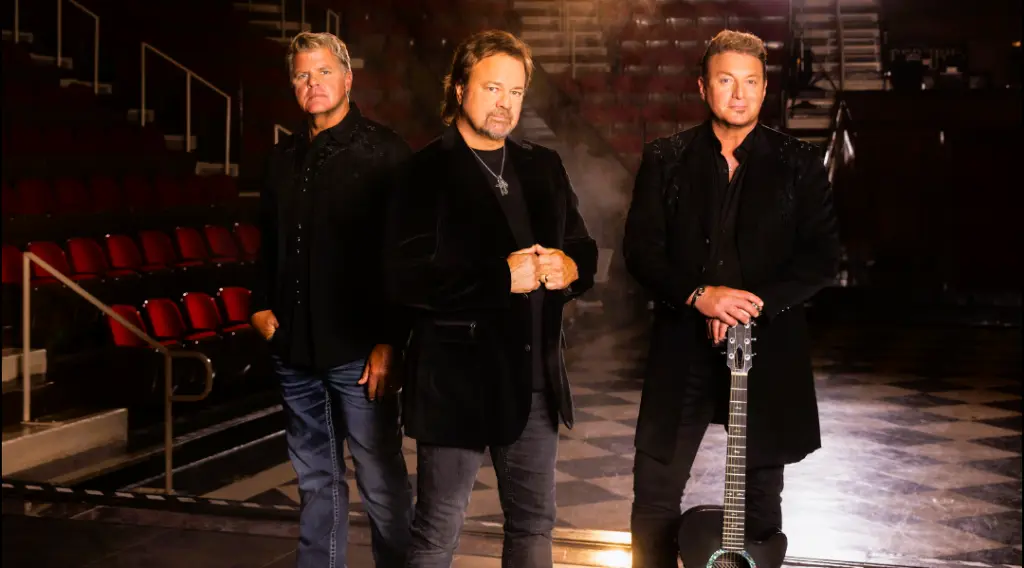d20_4x5_thefrontmen