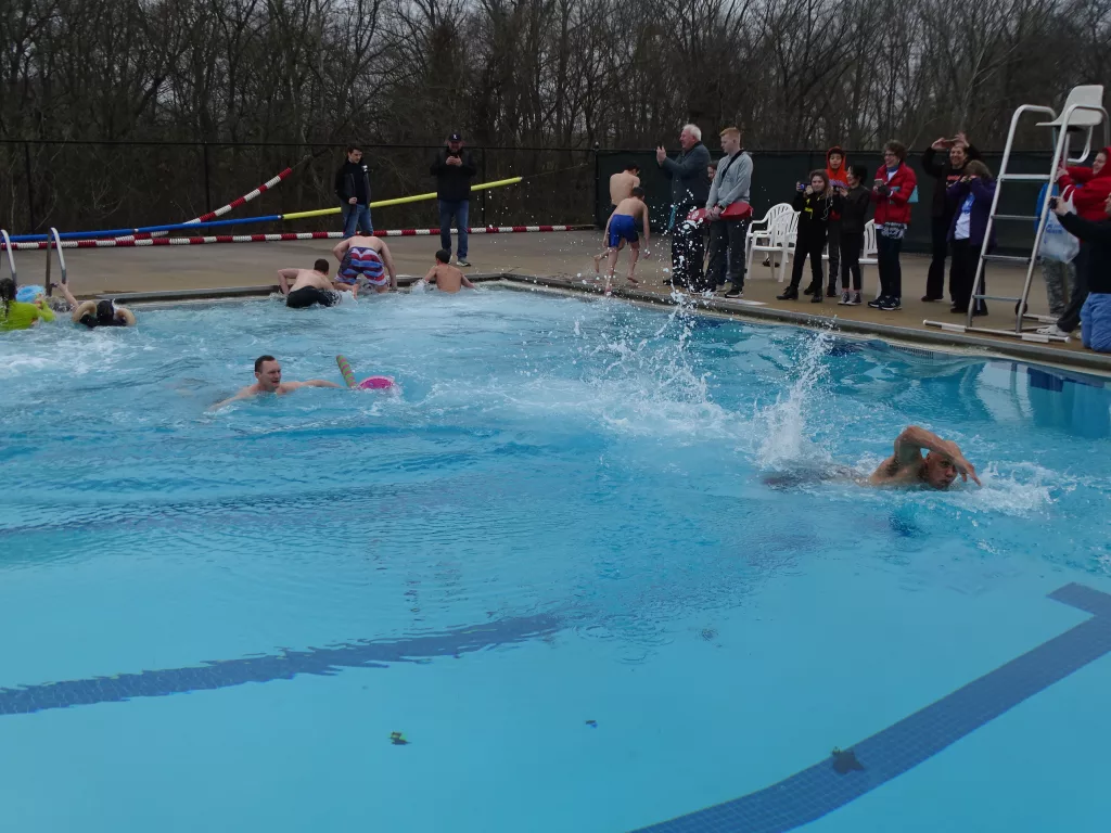 ymca-polar-plunge-11