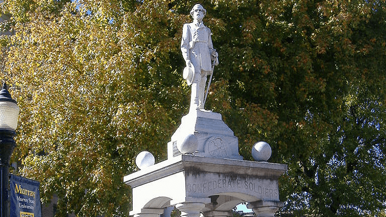 robert-e-lee-statue