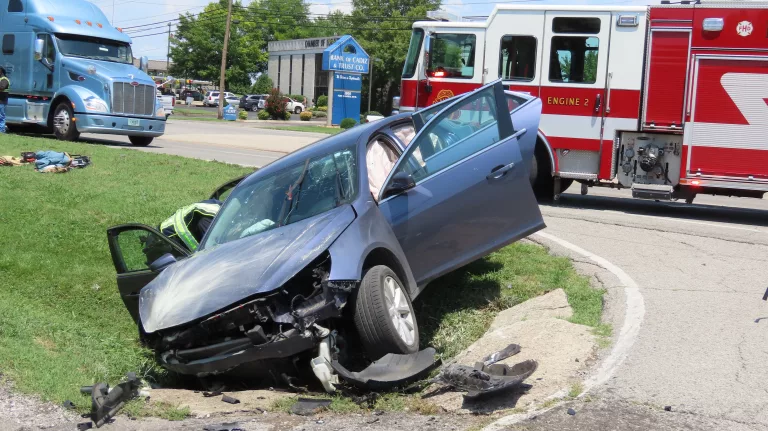 Two Charged After Fort Campbell Boulevard Crash | WKDZ