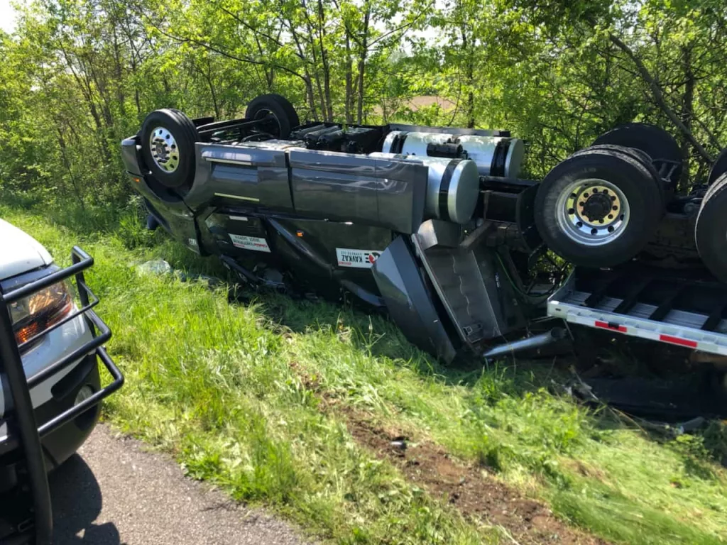 highway-672-accident-1