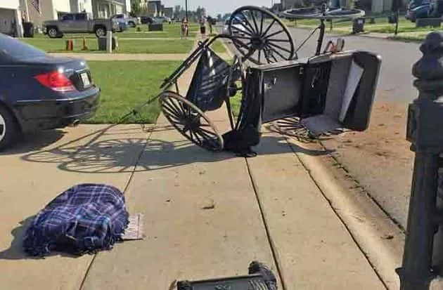 06-07-18-horse-buggy-overturns-e1528396545197