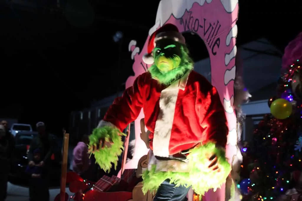 2019-christmas-parade-53-2