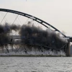 Old-Barkley-Bridge-Demolition-36.webp