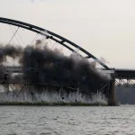 Old-Barkley-Bridge-Demolition-37.webp