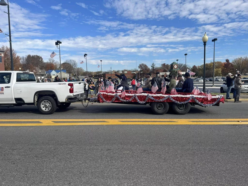 11-11-23-hopkinsville-veterans-parade-3