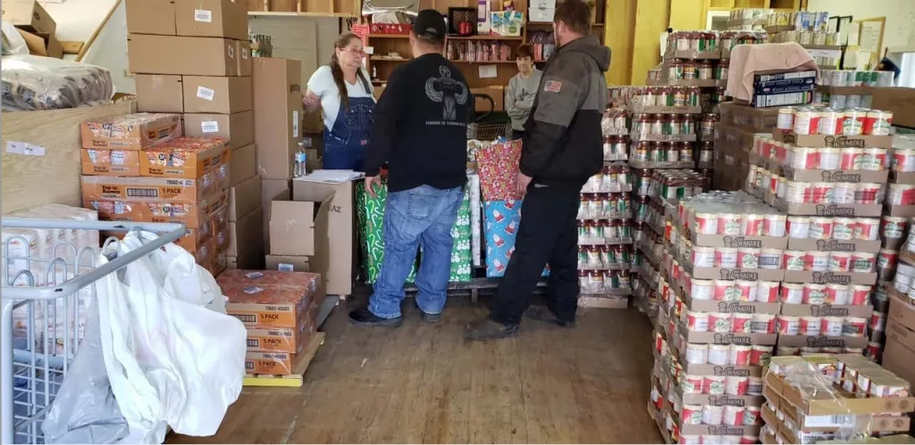 12-12-19-hometown-auto-donations-5