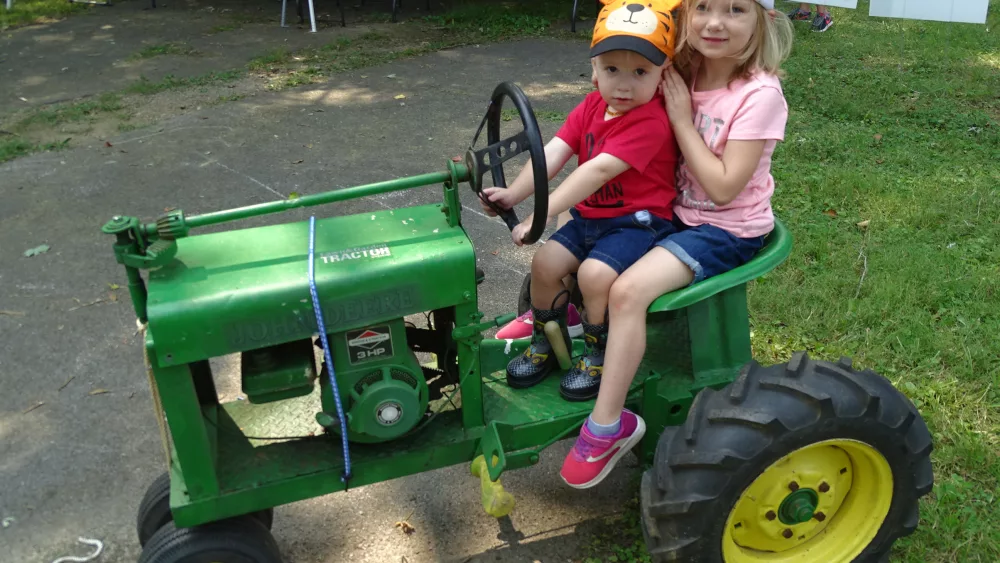 2021-hop-antique-tractor-show-31-2