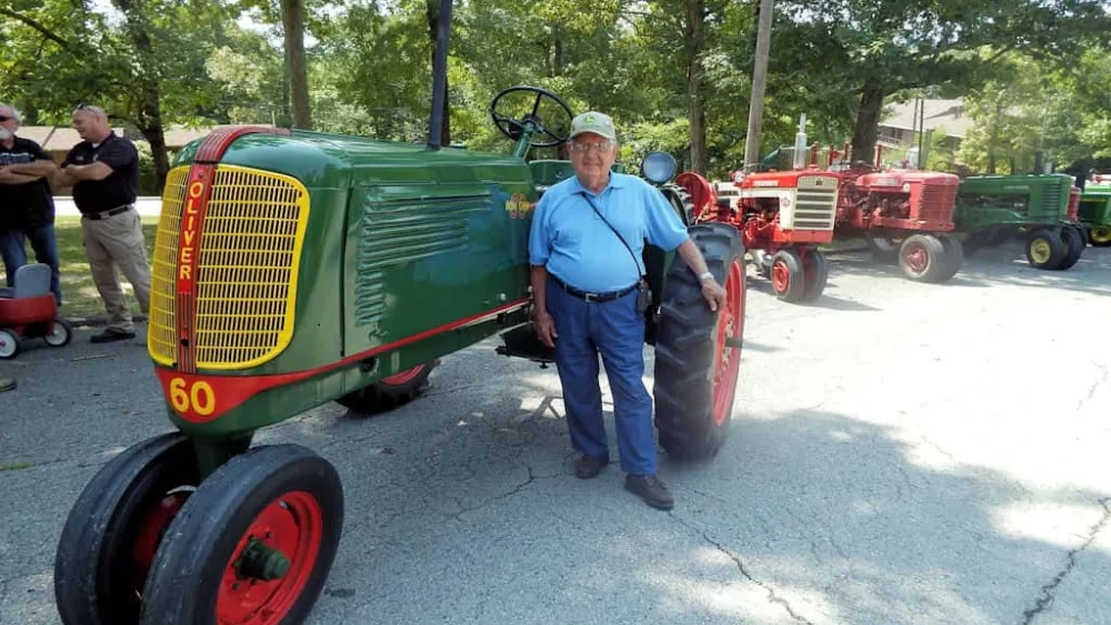 antique-tractor-drive-2018-21-2