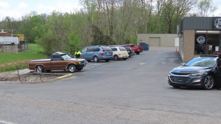 Man Injured In Fort Campbell Boulevard Crash | WKDZ