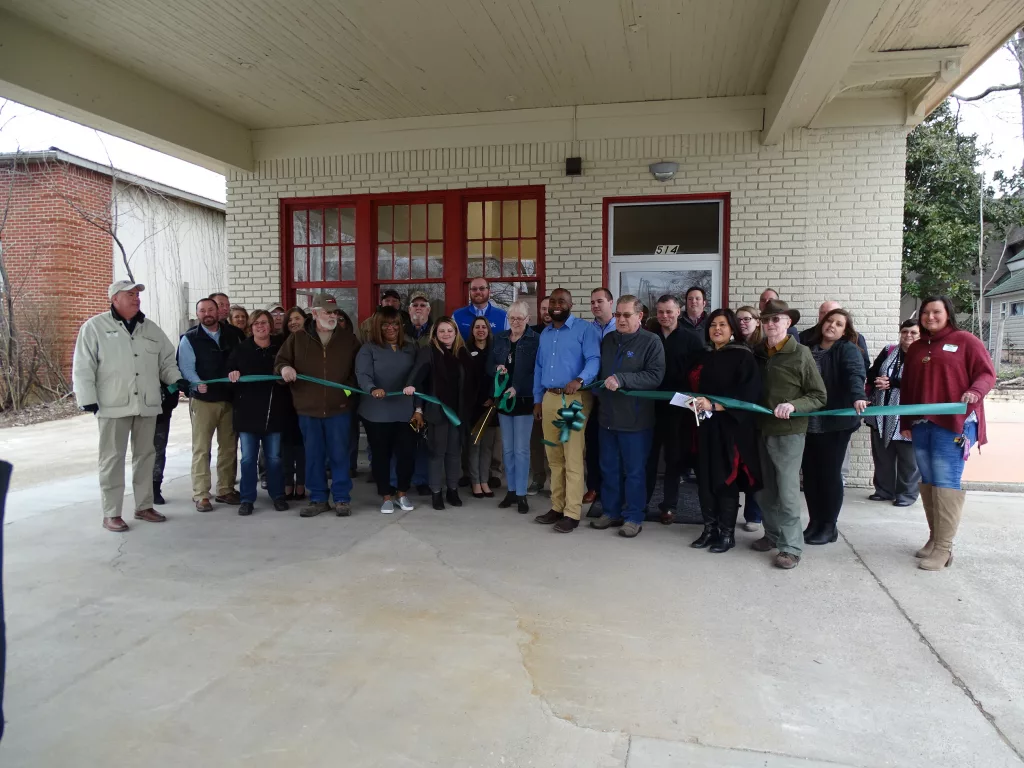 ribbon-cutting-3