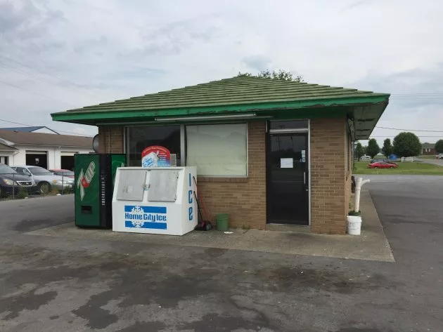 photo-may-16-8-26-12-am-e1526659399274