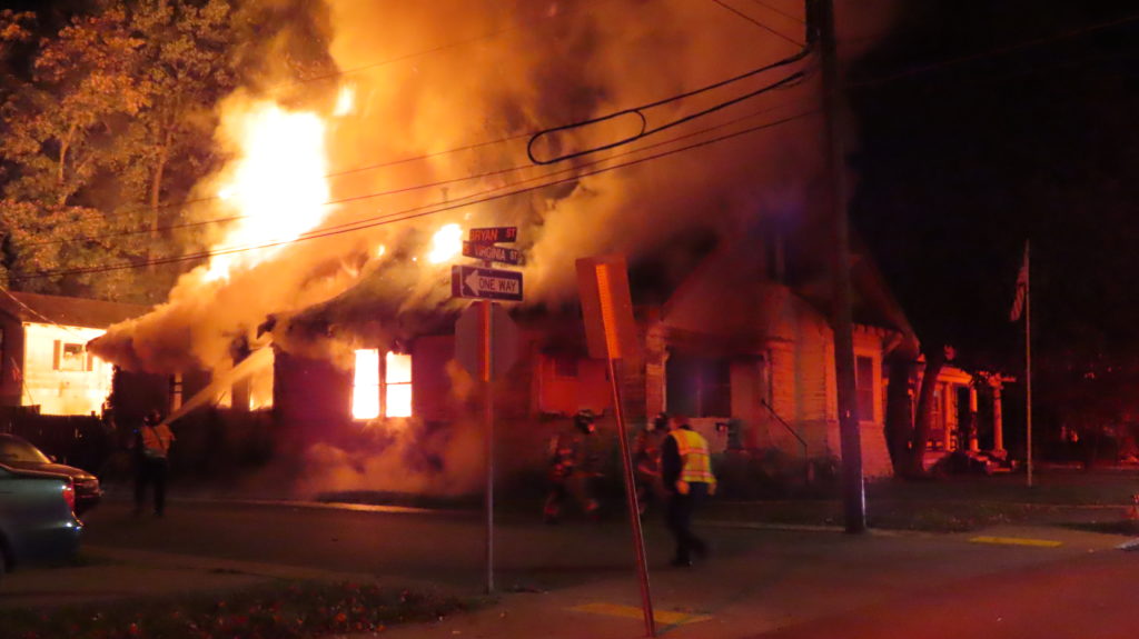 Hopkinsville Home Destroyed In Early Morning Fire (w/Video) | WKDZ