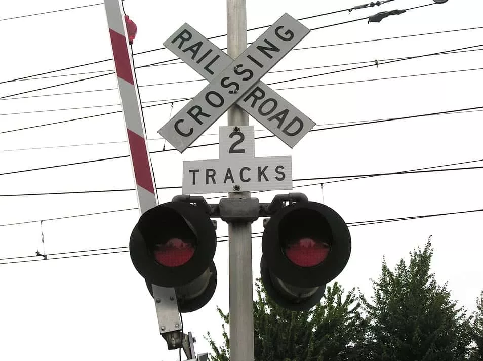 railroad-crossing