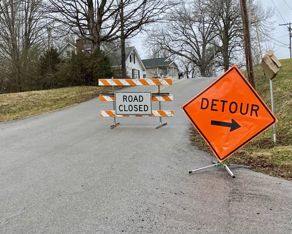 road-closed-detour