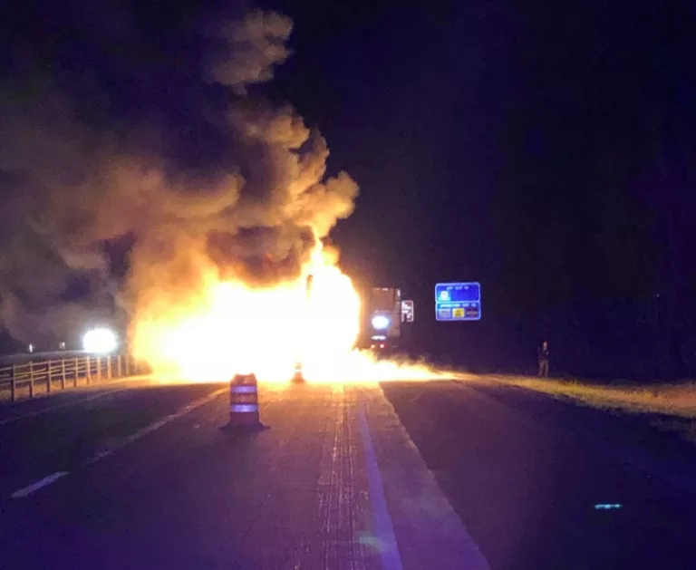 12-23-20-i-24-semi-tanker-fire