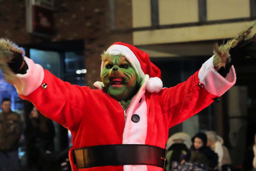 Hopkinsville Christmas Parade Theme And CoGrand Marshals Announced WKDZ