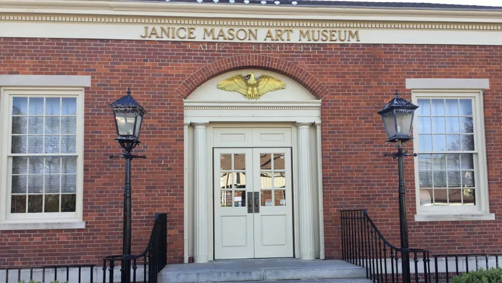 photo-apr-28-6-01-54-pm-2