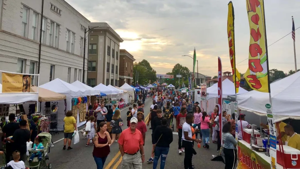 08-29-18-summer-salute-1