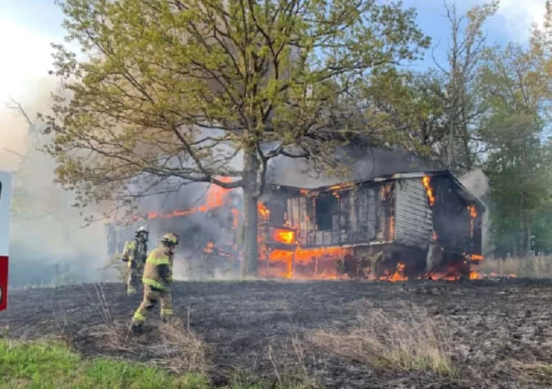 04-30-20-abandoned-house-fire