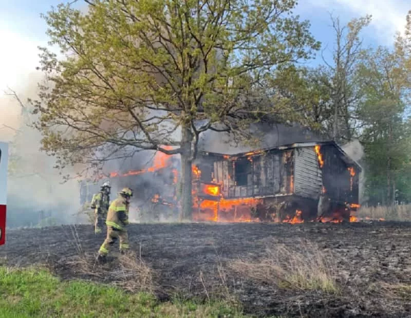 04-30-20-abandoned-house-fire