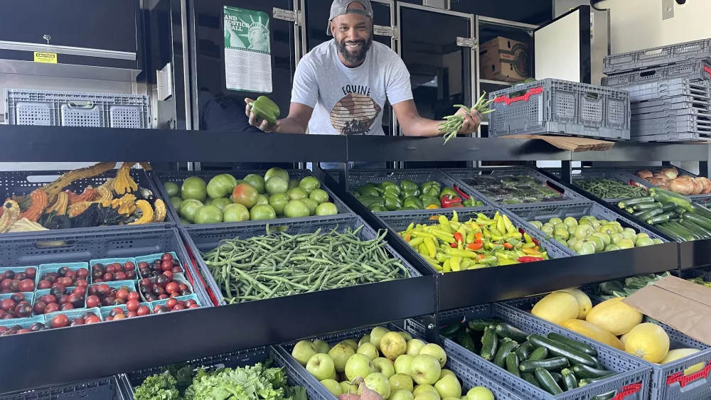 black-soil-sprout-food-truck