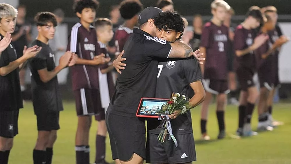 madisonville-senior-night410618