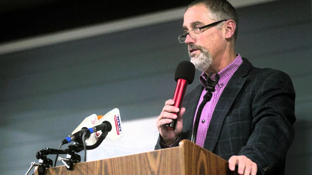 101024-david-fourqurean-1