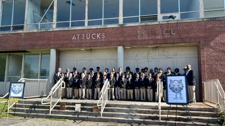 101824-attucks-hs-1