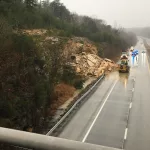 rock-slide-on-i-69-between-princeton-and-dawson-george-kilgore