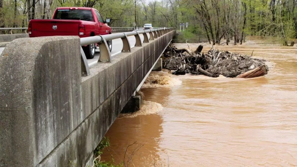 040425-flooding-again-5