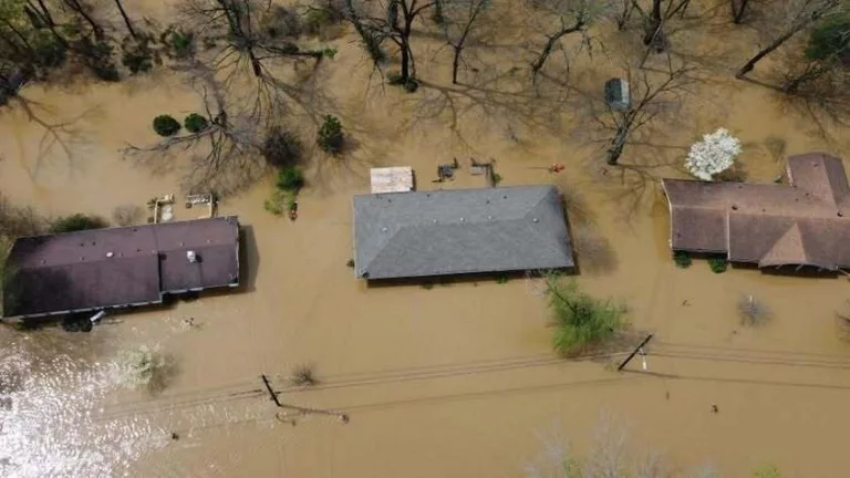 040525-flooding-again-5