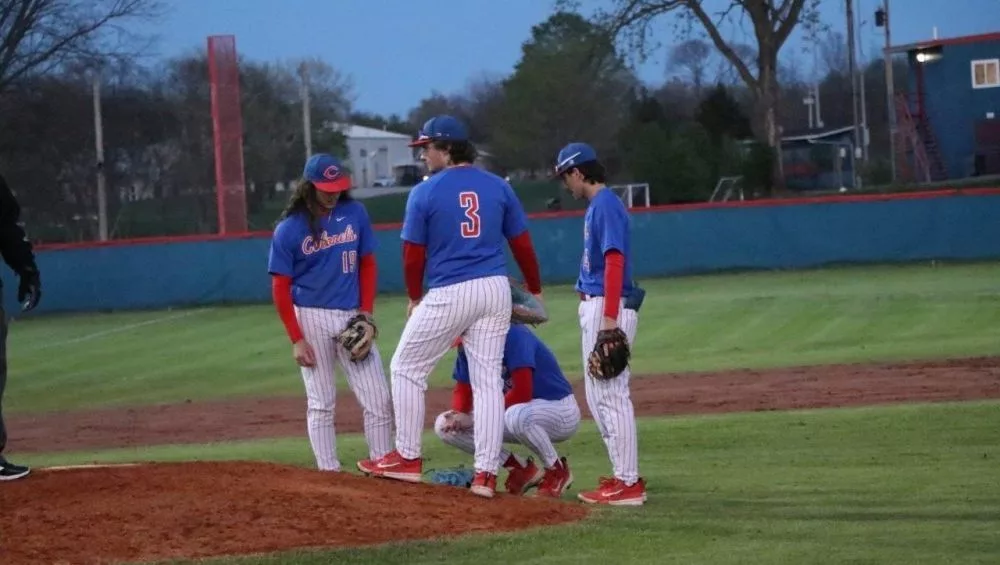 county-henderson-33-e1744207256451730128