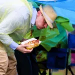 050325-kentucky-derby-again-3