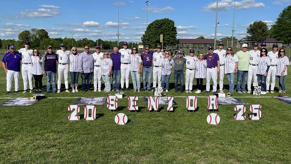 lyon-baseball-seniors770078