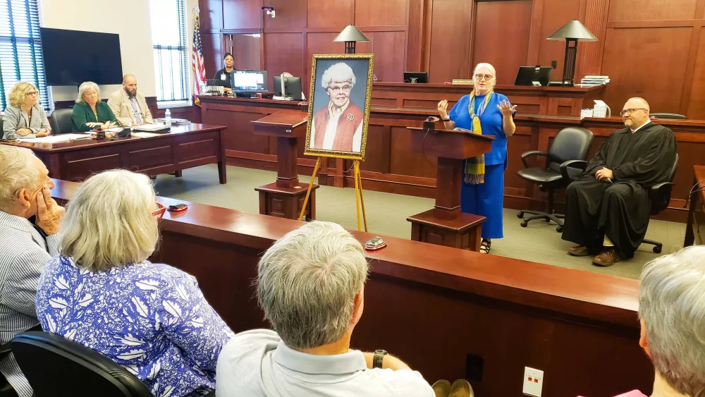 051425-grinter-white-1