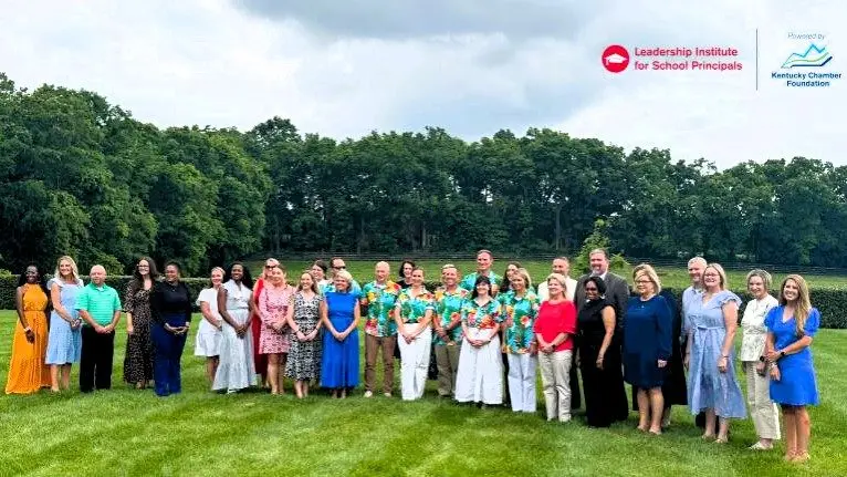 070725-chamber-graduation-1