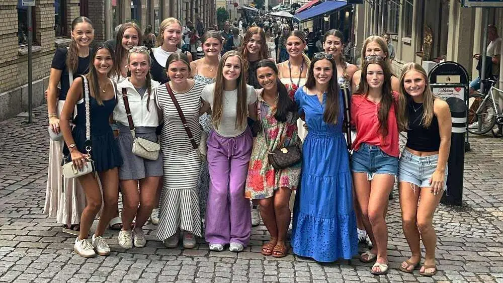 519016708_1439509430321241_1115799190657069403_n_cropped870331