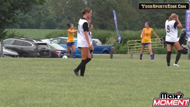 maxs-moments-1_38_preview-0000004