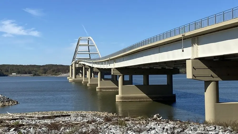 lake-barkley-bridge-2